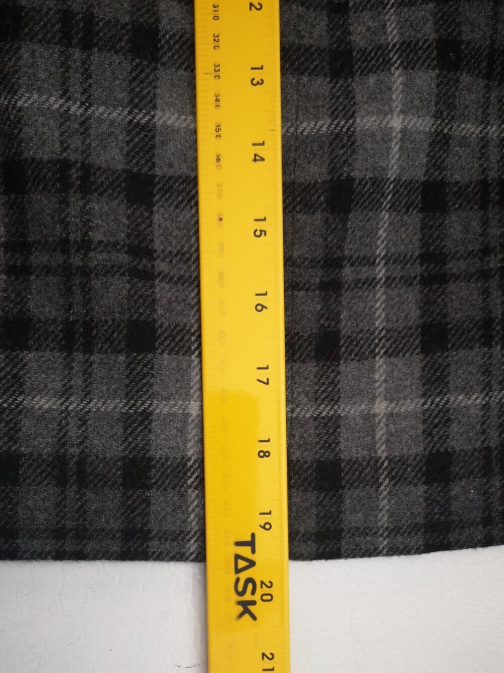 Eddie Bauer Mercer Fit Ladies Size 10 Black & Grey Plaid Lined Wool Blend Skirt - Picture 12 of 12